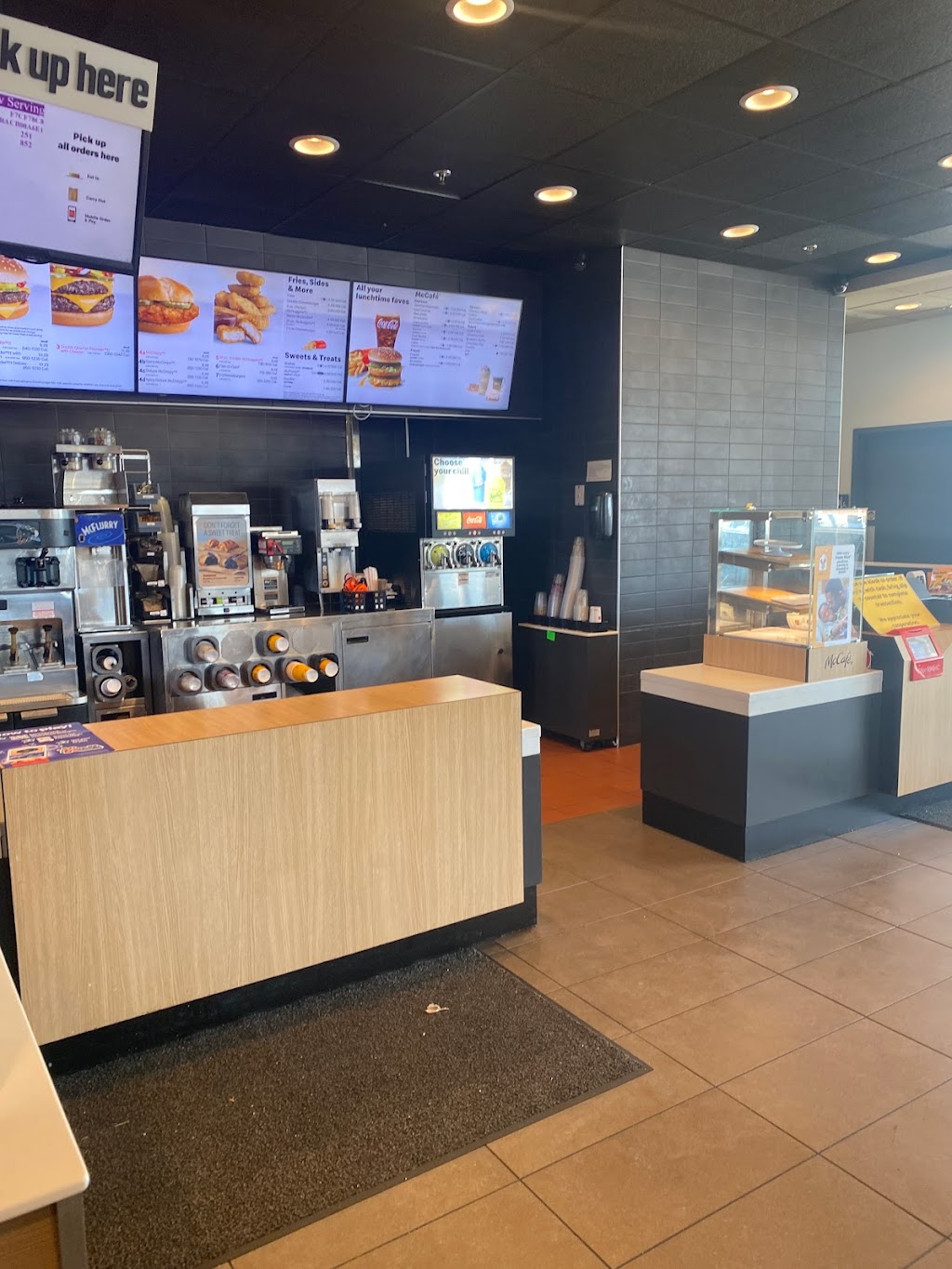 McDonalds | 311 Midway Blvd, Elyria, OH 44035, USA | Phone: (440) 324-6399