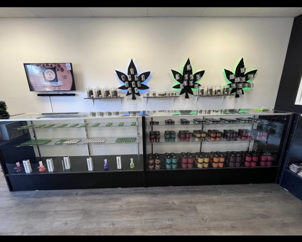 The Cannabis Factory | 16855 Q St, Omaha, NE 68135, USA | Phone: (402) 982-3445