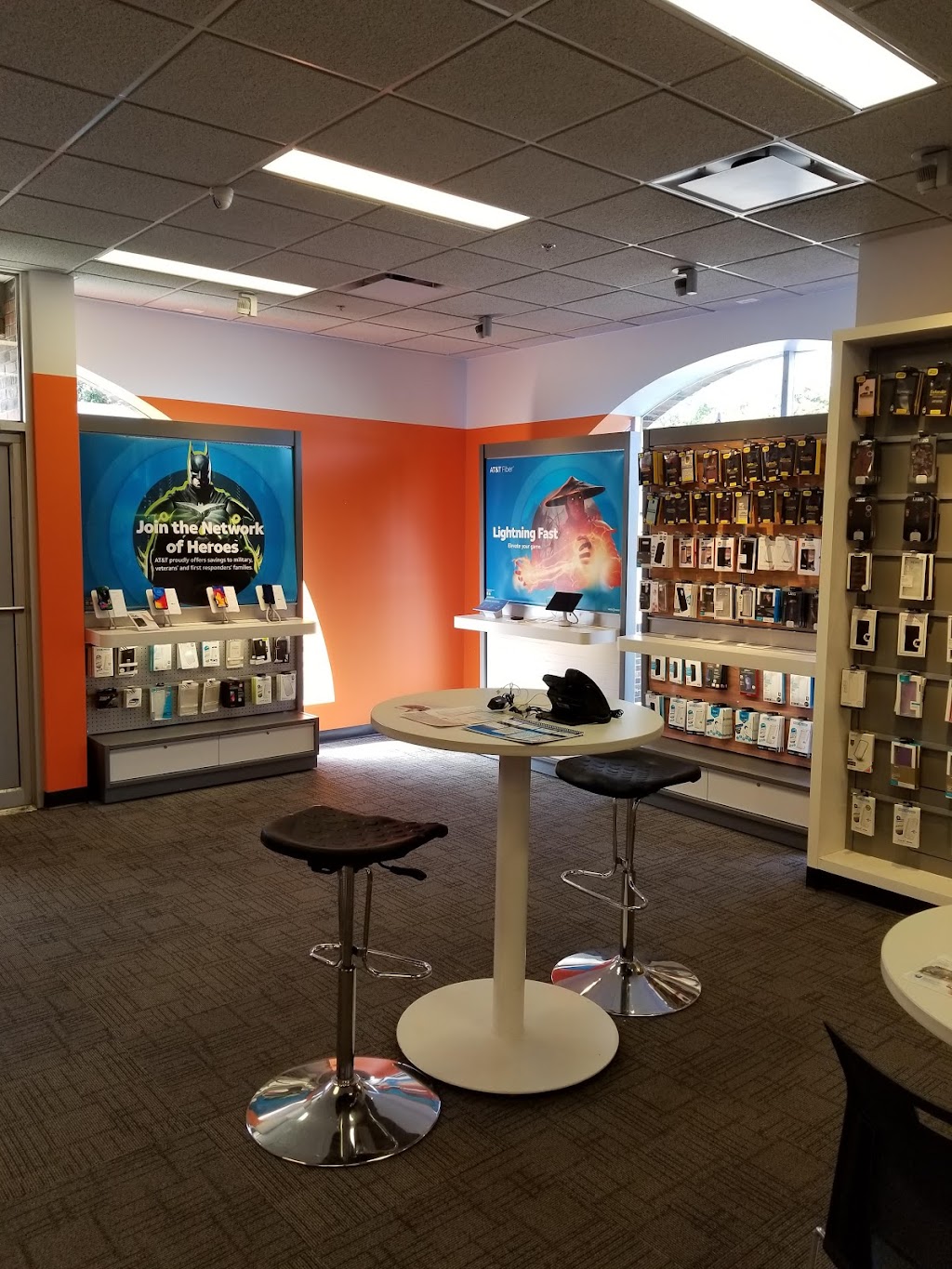 AT&T Store | 1800 W 14 Mile Rd Ste E, Royal Oak, MI 48073, USA | Phone: (248) 288-0980