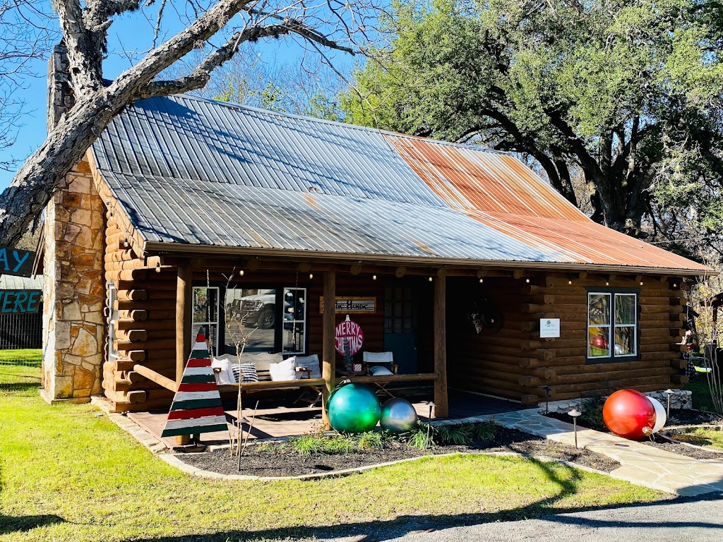 Cabins On The Square | 200 Wimberley Square, Wimberley, TX 78676, USA | Phone: (512) 537-4107