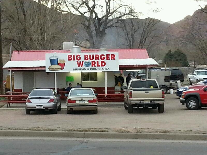 Big Burger World | 1205 S 9th St, Cañon City, CO 81212, USA | Phone: (719) 275-8079