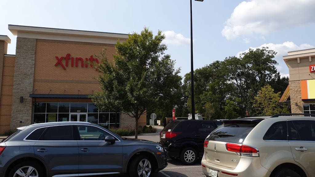 Xfinity Store by Comcast | 217 Indian Lake Blvd Suite 950, Hendersonville, TN 37075 | Phone: (800) 934-6489