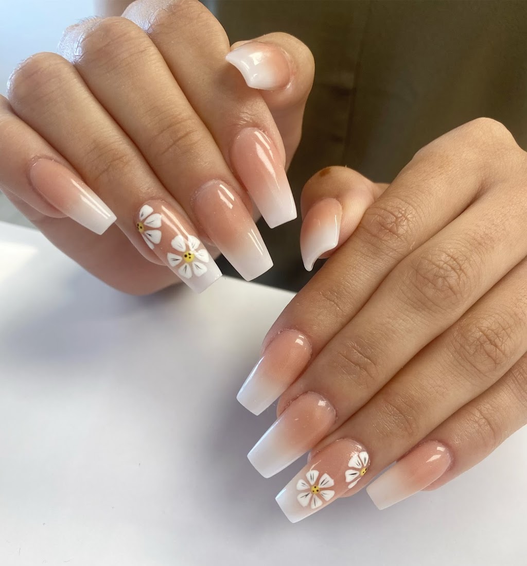 Beauty & Fresh Nail Salon | 590 Old Country Rd, Westbury, NY 11590, USA | Phone: (516) 214-5394