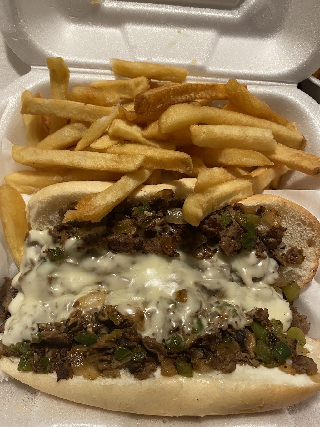 Wing & Fish | 216 NW Broad St # C, Fairburn, GA 30213, USA | Phone: (770) 892-4737