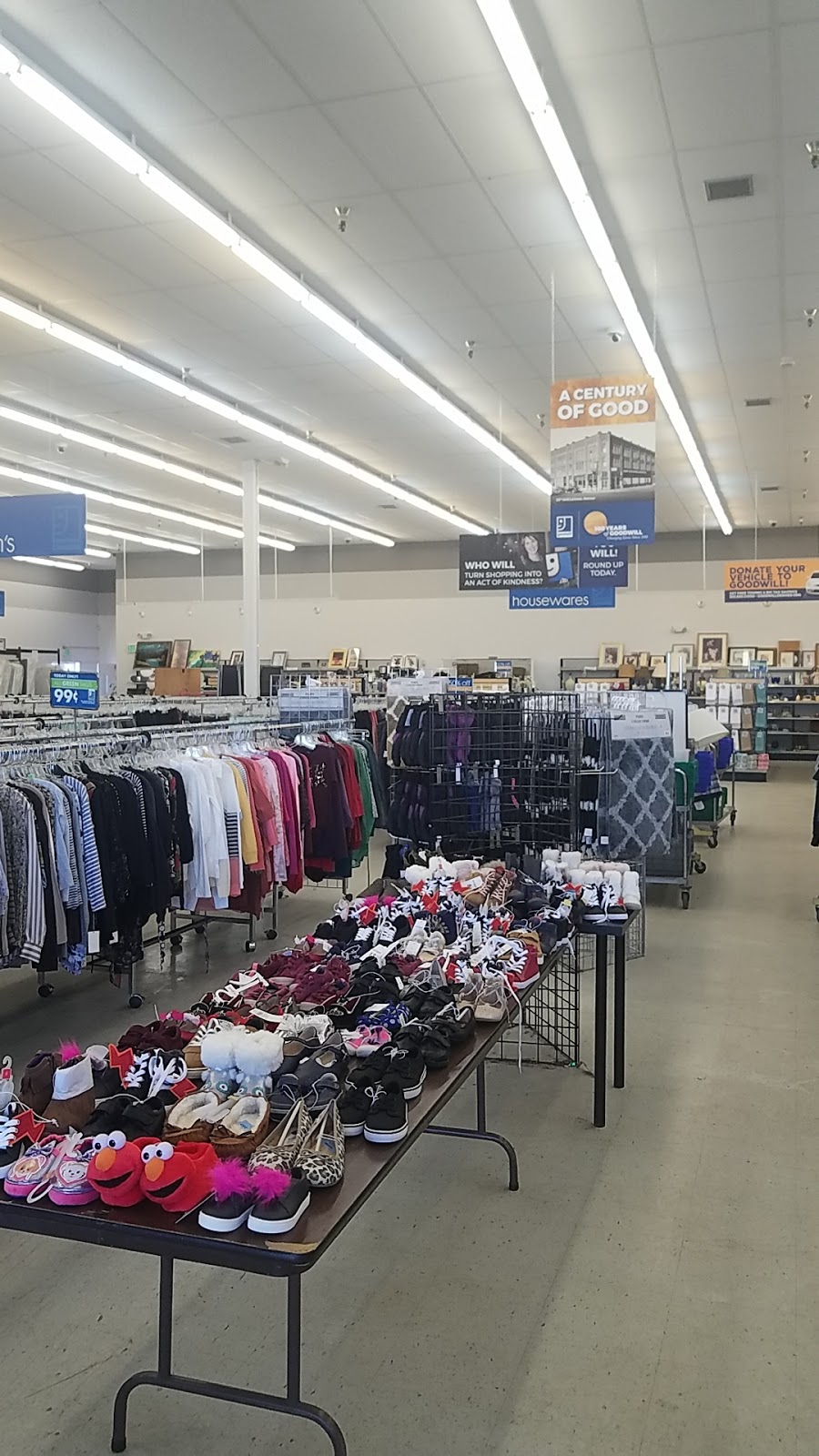 Goodwill Coal Mine Store | 6710 S Pierce St, Littleton, CO 80126 | Phone: (303) 904-8804