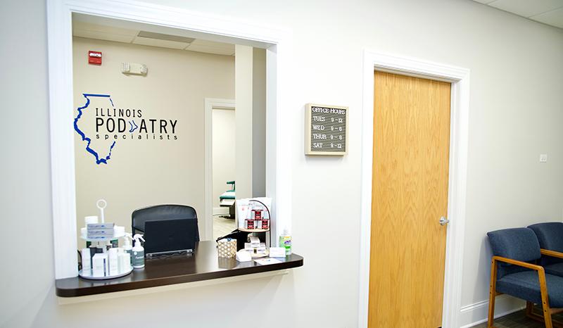 Illinois Podiatry Specialists | 950 N York Rd Suite 105, Hinsdale, IL 60521, USA | Phone: (630) 861-0156