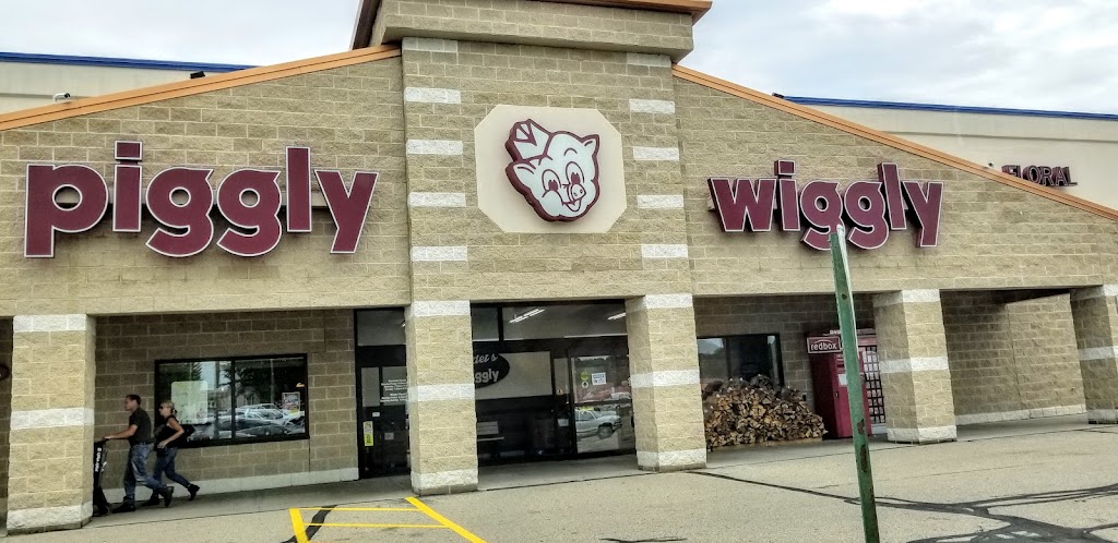 Geidels Piggly Wiggly | 940 Fond Du Lac Ave, Kewaskum, WI 53040, USA | Phone: (262) 626-1778