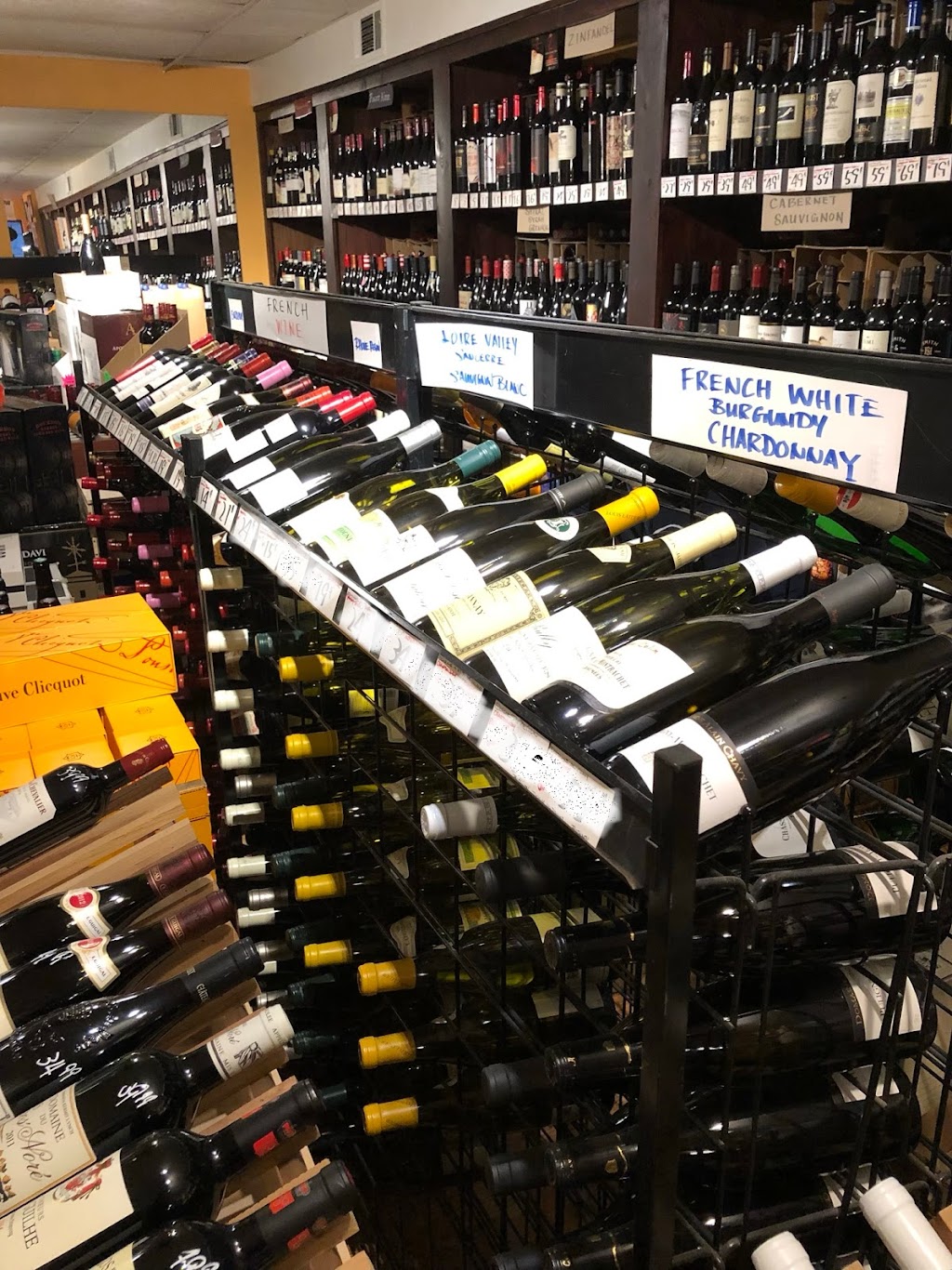 Hawthorne Wines & Spirits Inc | 383 Elwood Ave, Hawthorne, NY 10532, USA | Phone: (914) 495-3298