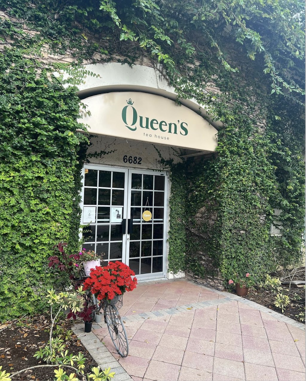 Queens Tea House | 6682 Parkside Dr, Parkland, FL 33067, USA | Phone: (954) 775-0210