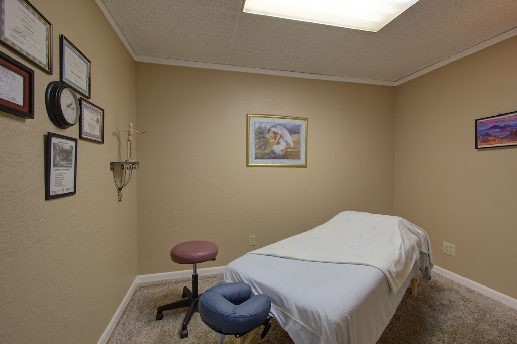 Dan Durrieu Family Health | 5015 W Waters Ave STE D, Tampa, FL 33634, USA | Phone: (813) 882-8181