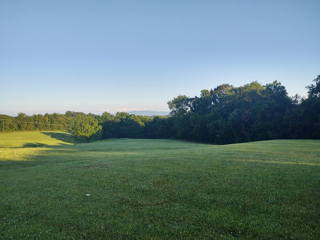 Mount Airy/Surry County Airport (MWK) | 146 Howard Woltz Jr Way, Mt Airy, NC 27030, USA | Phone: (336) 789-5153