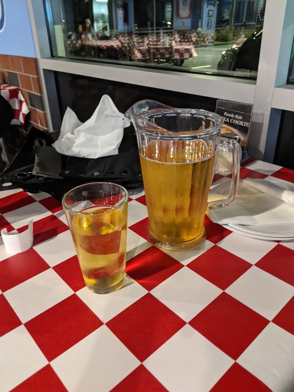 Cubbies Chicago Style Pizza | 5701 Young St #401, Bakersfield, CA 93311, USA | Phone: (661) 665-0000