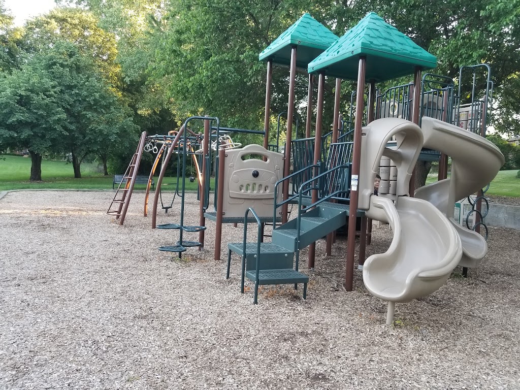 Oak Hill Park | Lisle, IL 60532, USA | Phone: (630) 964-3410