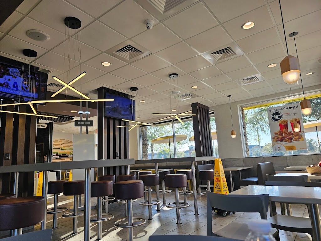 McDonalds | 8175 S John Young Pkwy, Orlando, FL 32819, USA | Phone: (407) 218-4199