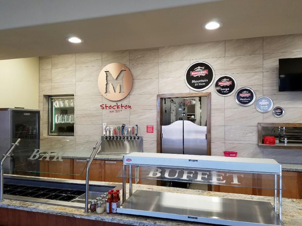 Mountain Mikes Pizza | 2828 Country Club Blvd #3, Stockton, CA 95204, USA | Phone: (209) 645-4040