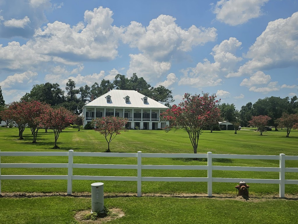 St. Joseph Plantation Felicity Plantation | 3535 LA-18, Vacherie, LA 70090, USA | Phone: (225) 265-4078