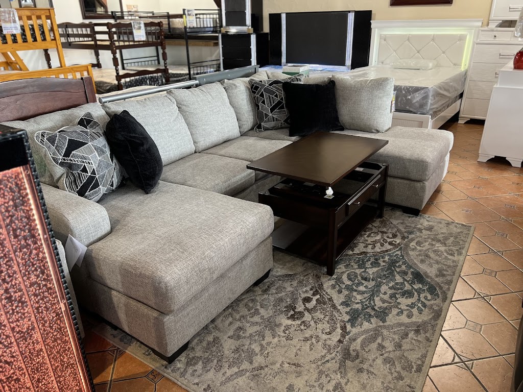 Furniture & mattress outlet | 8279 Shoppers Square, Manassas, VA 20111, USA | Phone: (703) 330-4545