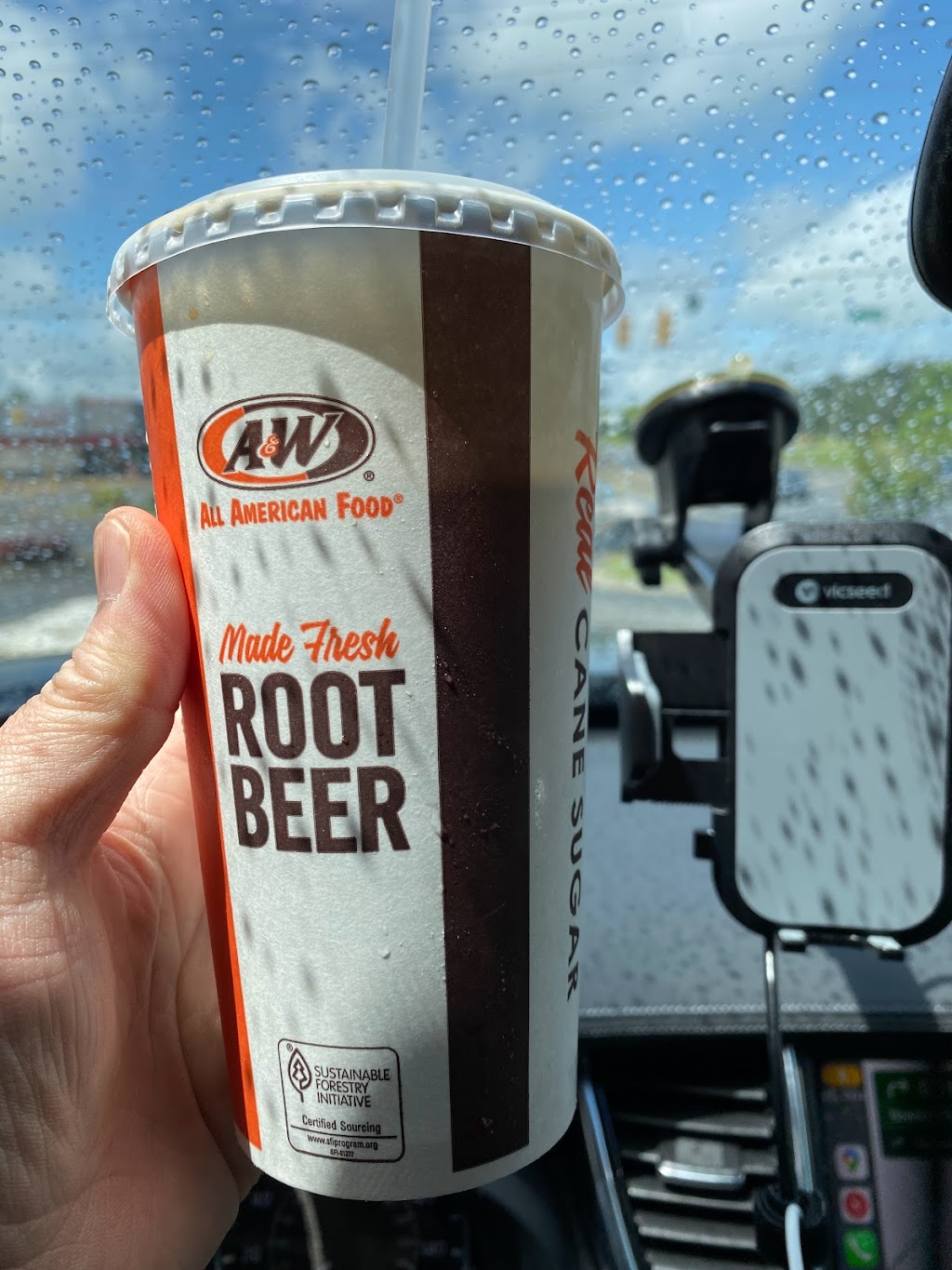 A&W Restaurant | 803 Hwy76, White House, TN 37188, USA | Phone: (615) 285-0444