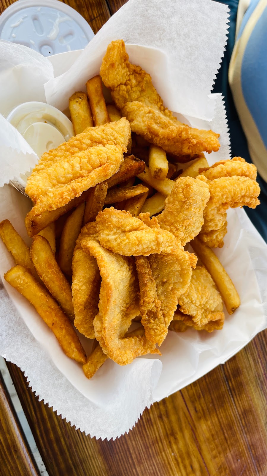 The Fish House | 1902 W Shell Point Rd, Ruskin, FL 33570, USA | Phone: (813) 641-9451