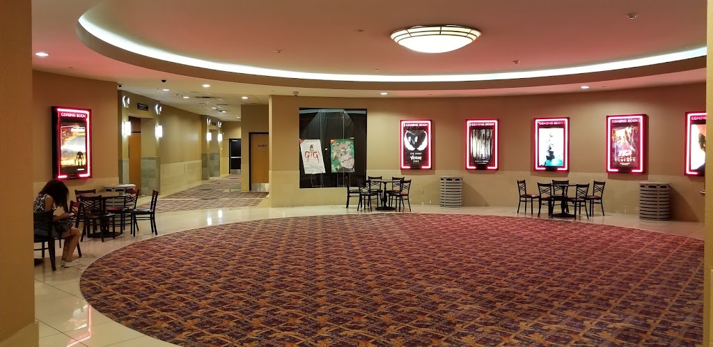 Starlight Dos Lagos Luxury 15 Theaters | 2710 Lakeshore Dr, Corona, CA 92883, USA | Phone: (877) 795-4410