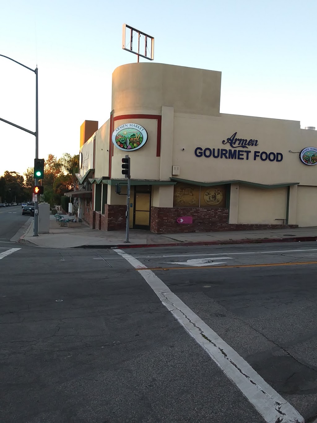 Armen Market | 1873 Allen Ave, Pasadena, CA 91104, USA | Phone: (626) 794-2999