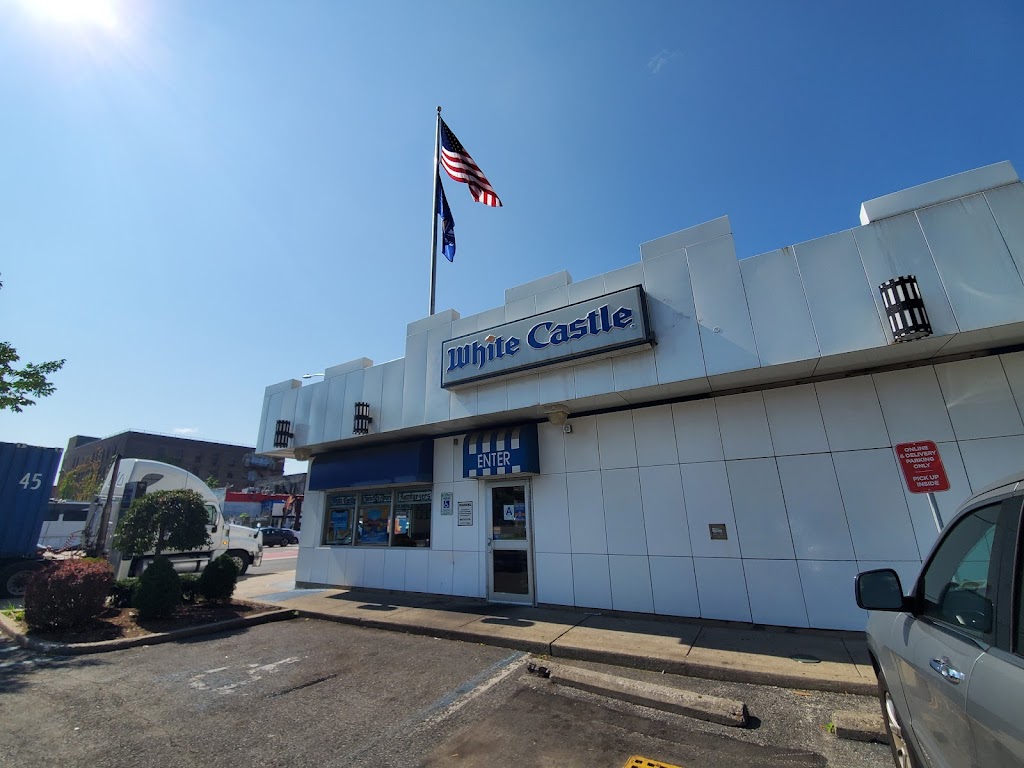 White Castle | 1831 Webster Ave, The Bronx, NY 10457, USA | Phone: (718) 294-1205