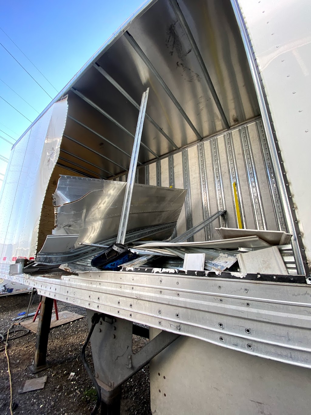 Lalos mobile trailer Repair | 7856 Schaefer Ave, Ontario, CA 91761, USA | Phone: (909) 565-8796