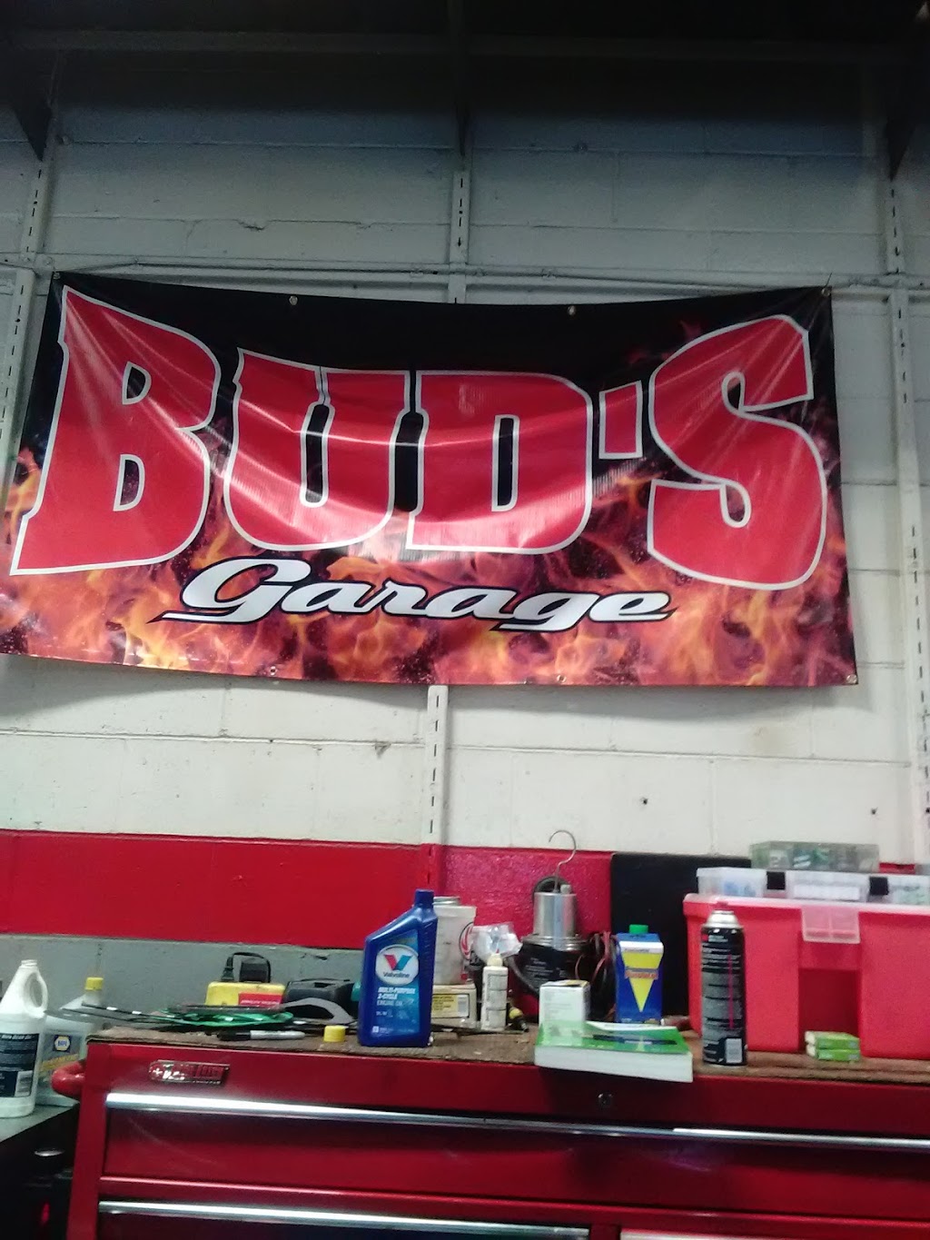 Buds Automotive | 2889 MO-94, St Charles, MO 63301, USA | Phone: (636) 940-9981