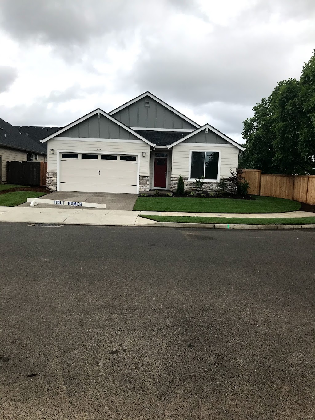 Rodriguez Real Estate Group, LLC | 181 N Grant St #105, Canby, OR 97013, USA | Phone: (707) 249-0106