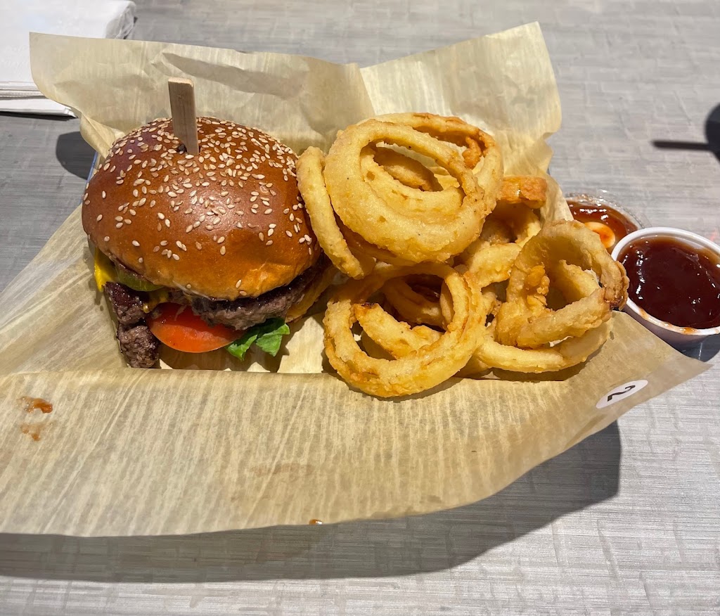 Bagger Daves | 5299 Cornerstone N Blvd, Centerville, OH 45458, USA | Phone: (937) 310-1247