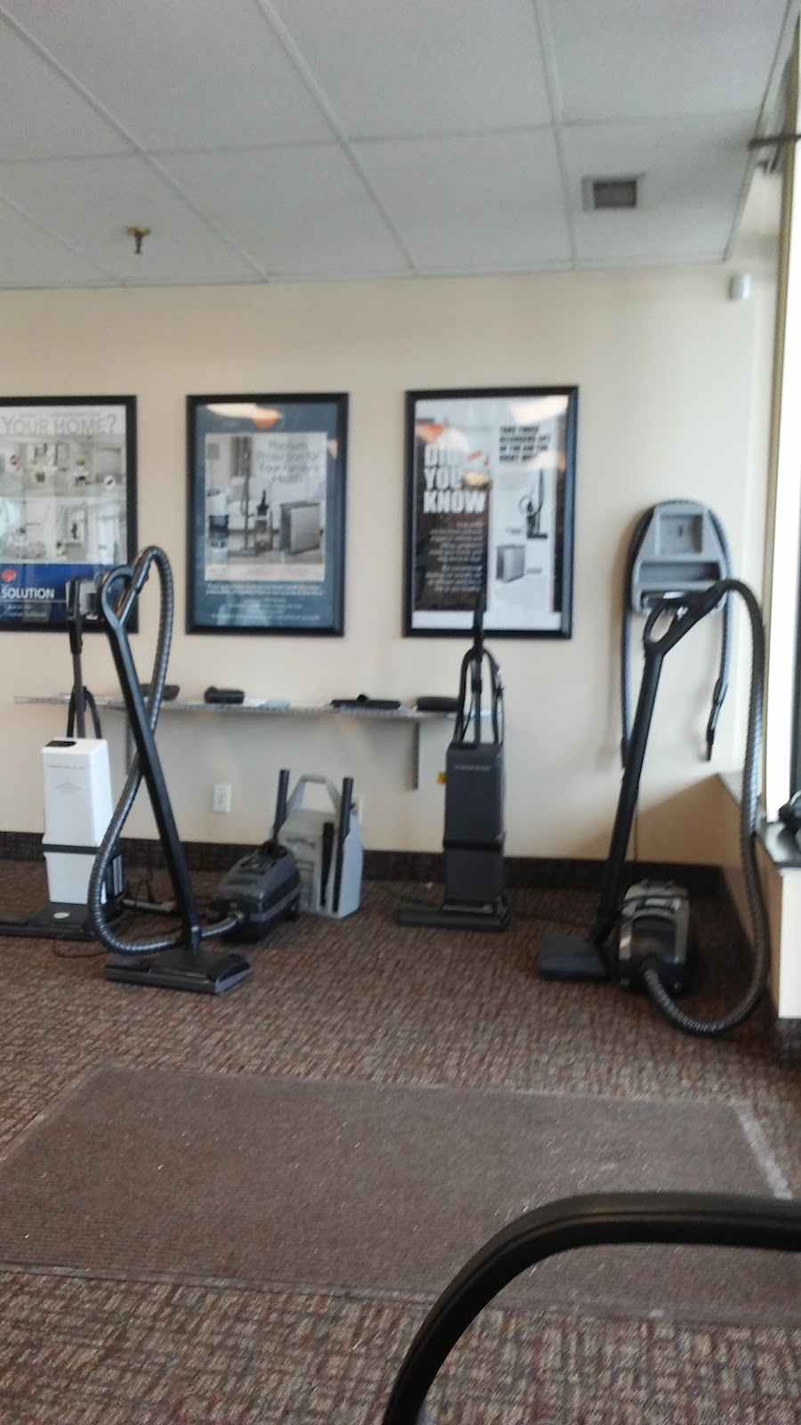 Aerus Electrolux | 2415 Annapolis Ln N # 120, Plymouth, MN 55441, USA | Phone: (763) 553-1570