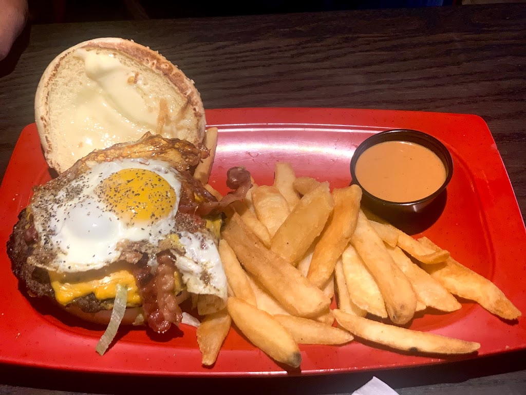 Red Robin Gourmet Burgers and Brews | 3609 9th St SW, Puyallup, WA 98373, USA | Phone: (253) 840-9901