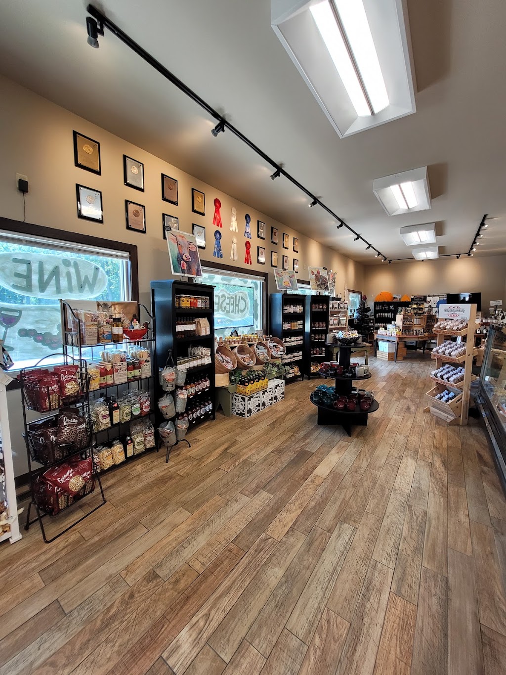 Carr Valley Cheese Store | 428 Wall St, Mazomanie, WI 53560, USA | Phone: (608) 401-1043