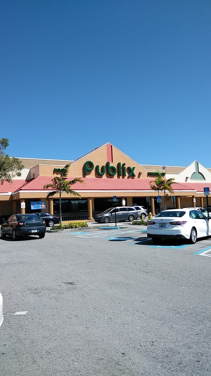 Publix Super Market at Hammocks Town Center | 10201 Hammocks Blvd Ste 111, Miami, FL 33196, USA | Phone: (305) 382-3002