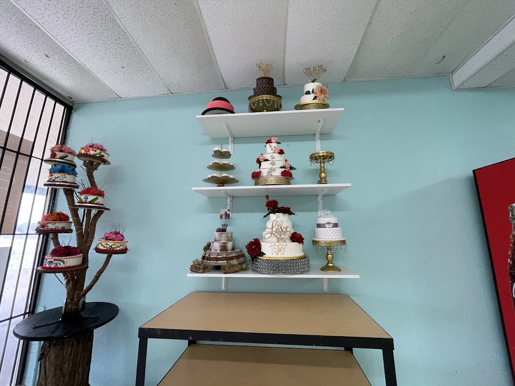 Ricos Cakes Panaderia | 9009 Bruton Rd Suit 445, Dallas, TX 75217 | Phone: (972) 523-5792