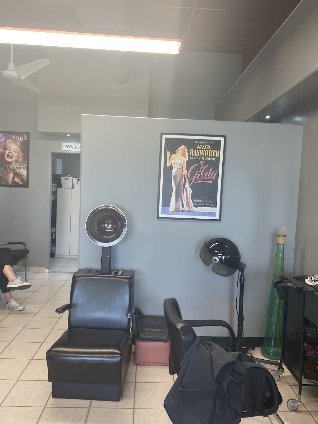 Salon Novo | 2595 Jefferson Blvd unit 4, Windsor, ON N8T 2W5, Canada | Phone: (519) 965-3276