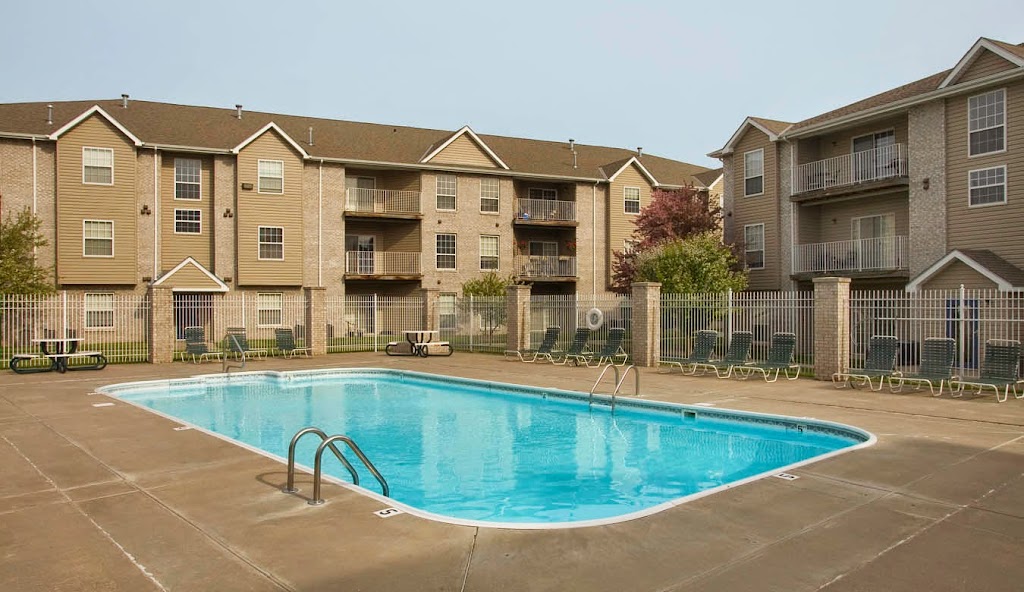 Eagle Run Apartments | 3203 N 121st Plaza, Omaha, NE 68164, USA | Phone: (402) 496-0600