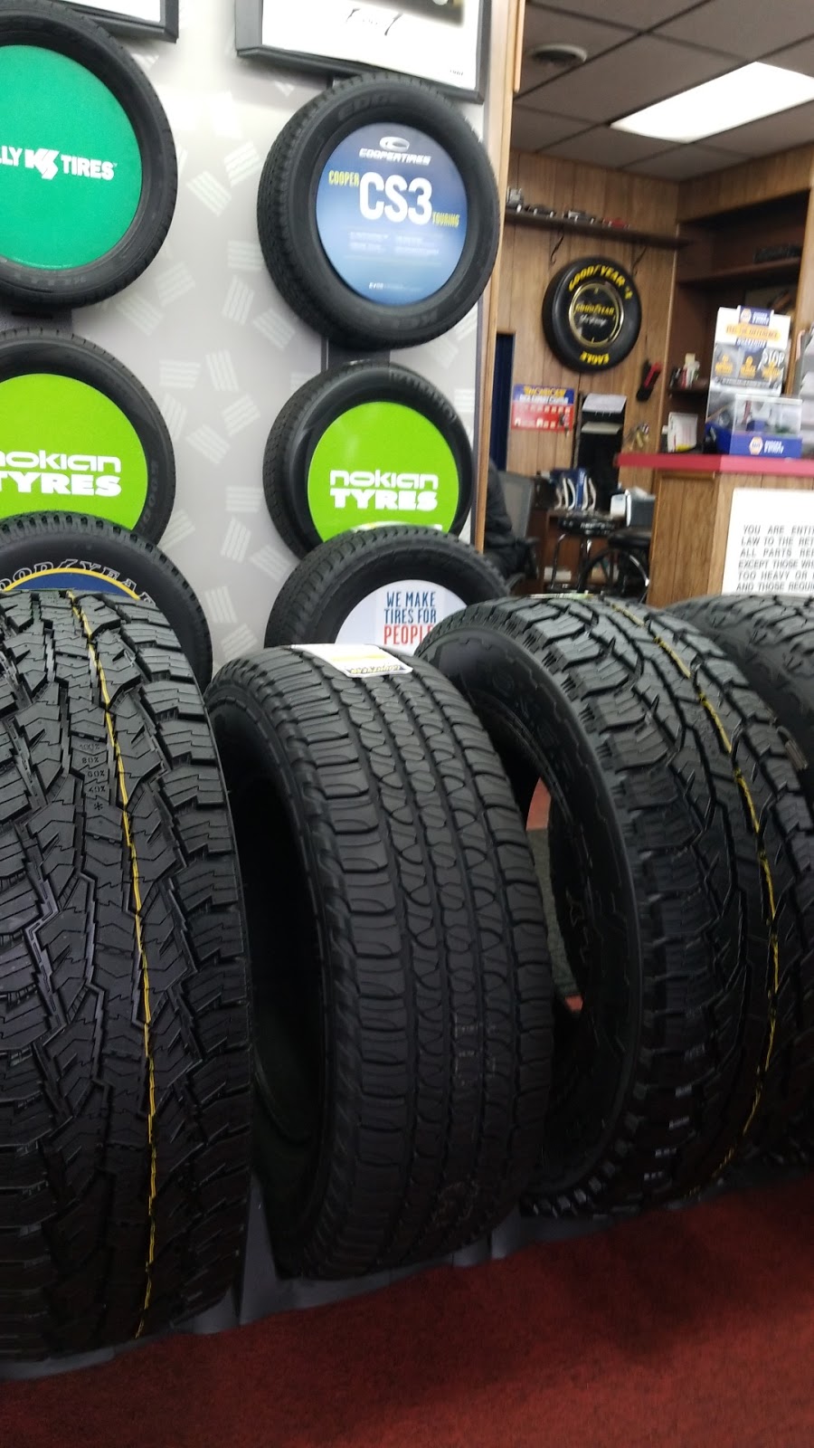 Bonus Tire Center | 43300 Van Dyke Ave, Sterling Heights, MI 48314, USA | Phone: (586) 731-2280