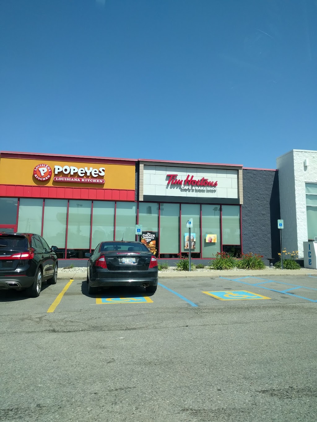 Tim Hortons | 1255 N Dixie Hwy, Monroe, MI 48162, USA | Phone: (734) 384-7952