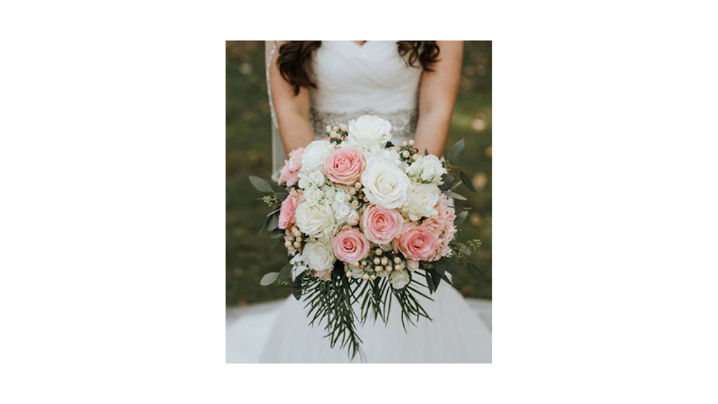 Veronicas Flowers | 21660 Bear Valley Rd F2, Apple Valley, CA 92308, USA | Phone: (760) 552-0126