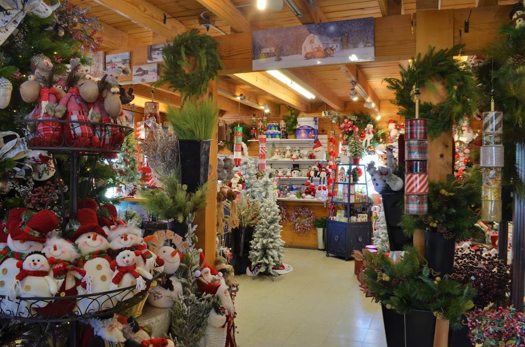 Holly Jolly Christmas Shop | 201 W Airport Hwy, Swanton, OH 43558, USA | Phone: (419) 825-1884