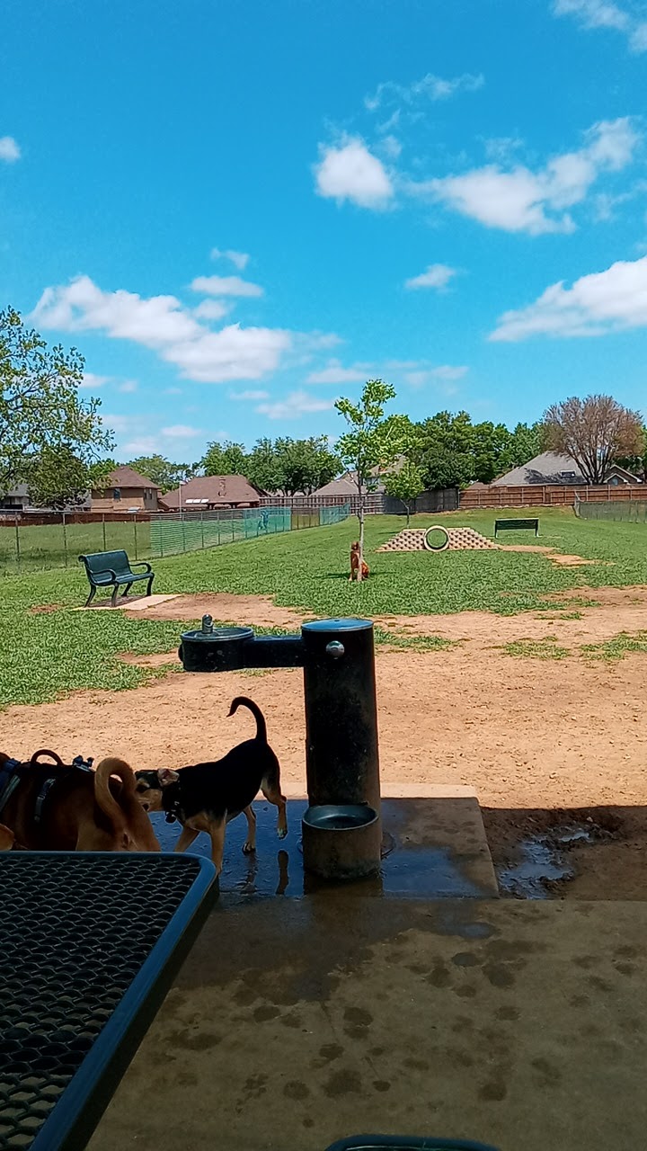 Bedford Bark Park | 3200 Meadow Park Dr, Bedford, TX 76021, USA | Phone: (817) 952-2100