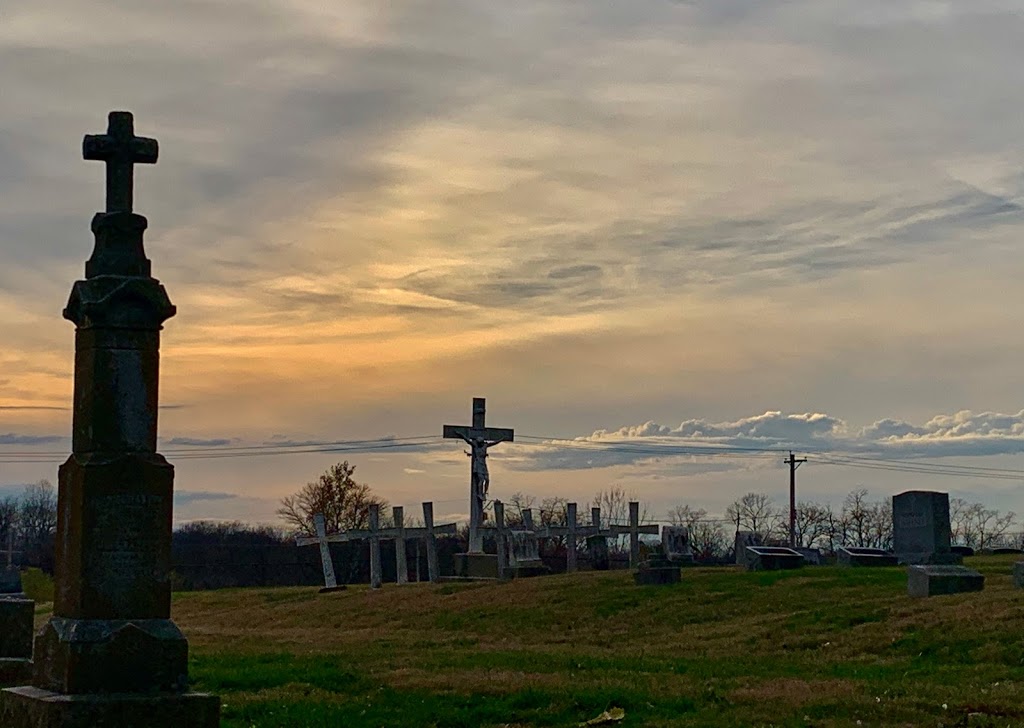 Walnut Hill Cemetery | 1101 Mascoutah Ave, Belleville, IL 62220, USA | Phone: (618) 257-3330