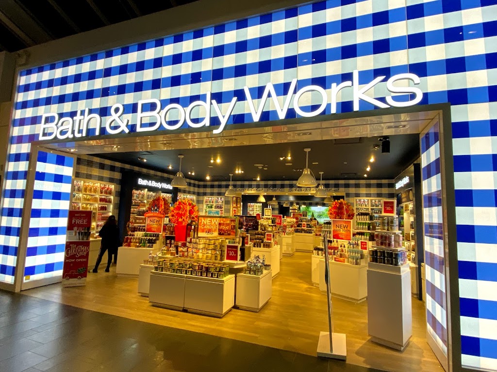 Bath and body works paramus park nj