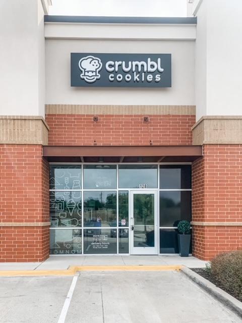 Crumbl Cookies - Mansfield | 1530 E Debbie Ln Ste 128, Mansfield, TX 76063, USA | Phone: (817) 779-4775