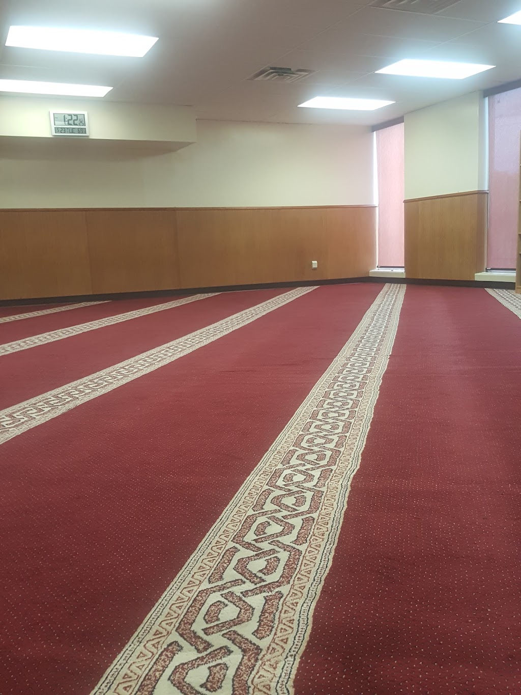 Masjid al Furqaan | 1525 Glenwood Ave, Minneapolis, MN 55405, USA | Phone: (612) 377-4416