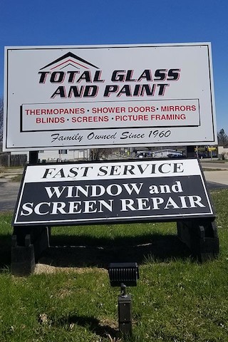 Total Glass And Paint | 841 Grand Ave, Hartford, WI 53027, USA | Phone: (262) 673-4090