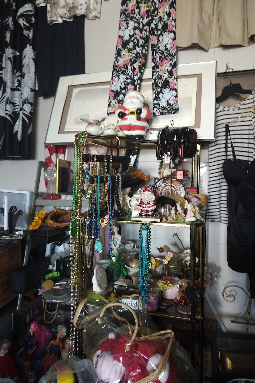 Vintage Boutique | 5148 Colfax Ave, North Hollywood, CA 91601, USA | Phone: (914) 527-2552