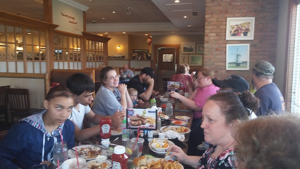 Winchester Square | Winchester Square Shopping Center, 6095 Gender Rd, Canal Winchester, OH 43110, USA | Phone: (614) 744-2222