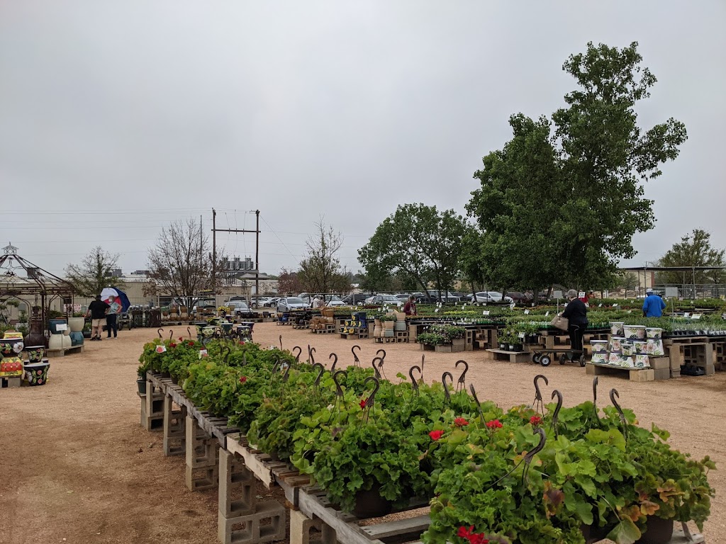 Red Barn Garden Center | 690 A N Bagdad Rd, Leander, TX 78641, USA | Phone: (512) 335-8093